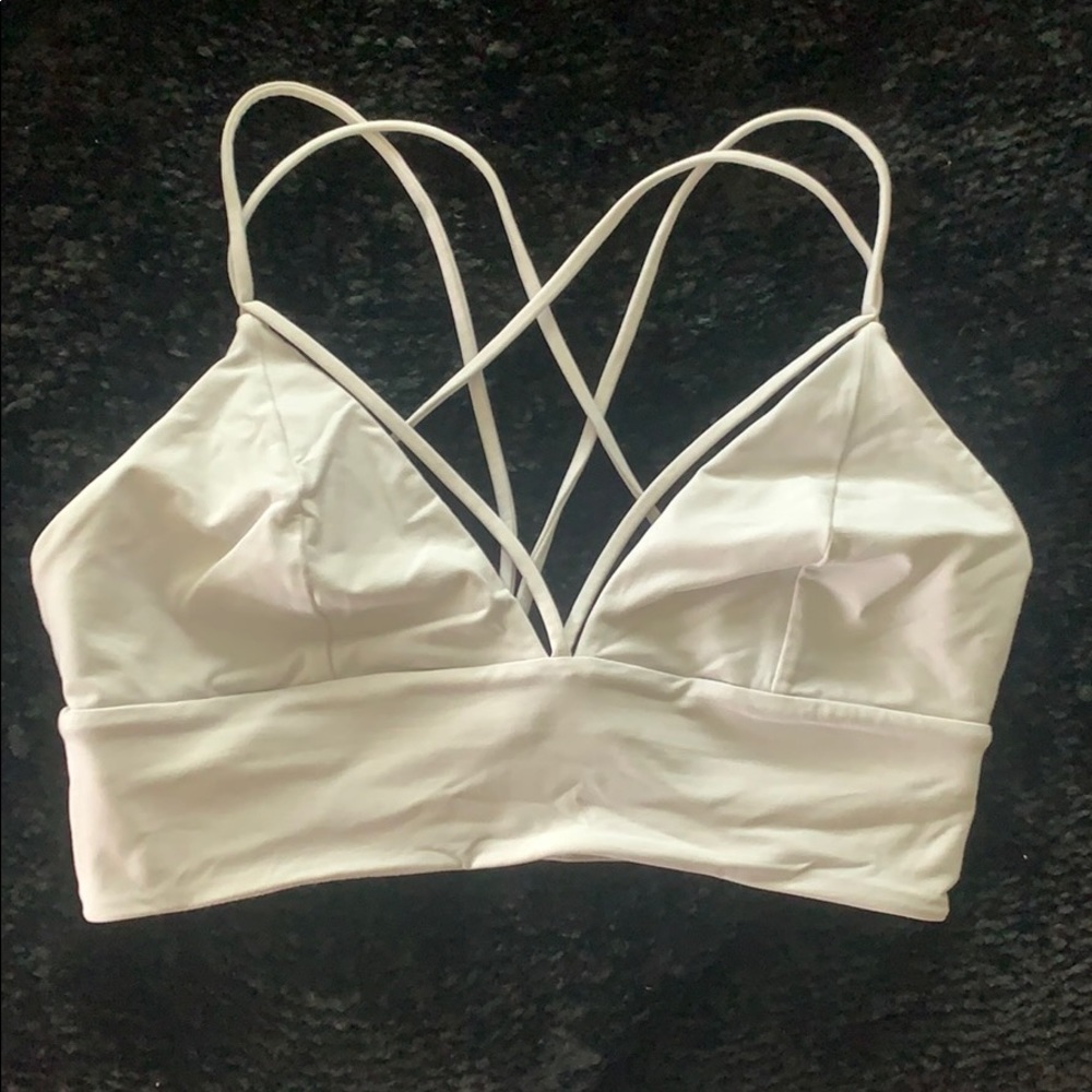 Lululemon sports bra